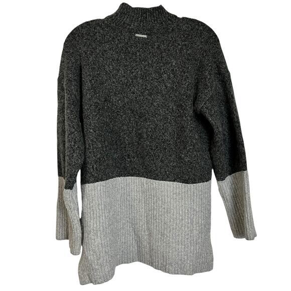 MIchael Kors Two Tone Colorblock Mock Neck Wool Blend Sweater Gray M EUC  (3006) - Picture 8 of 8